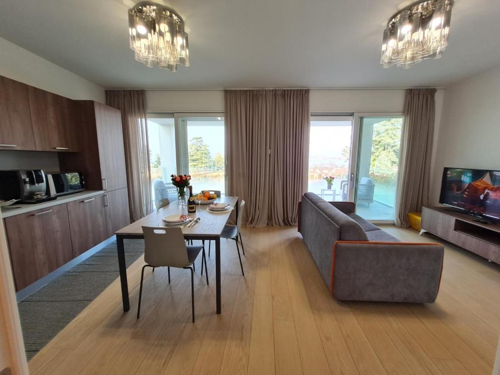 Sole Di Diana Luxury Apartments Peschiera del Garda Zewnętrze zdjęcie
