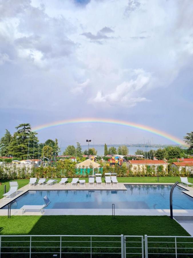 Sole Di Diana Luxury Apartments Peschiera del Garda Zewnętrze zdjęcie