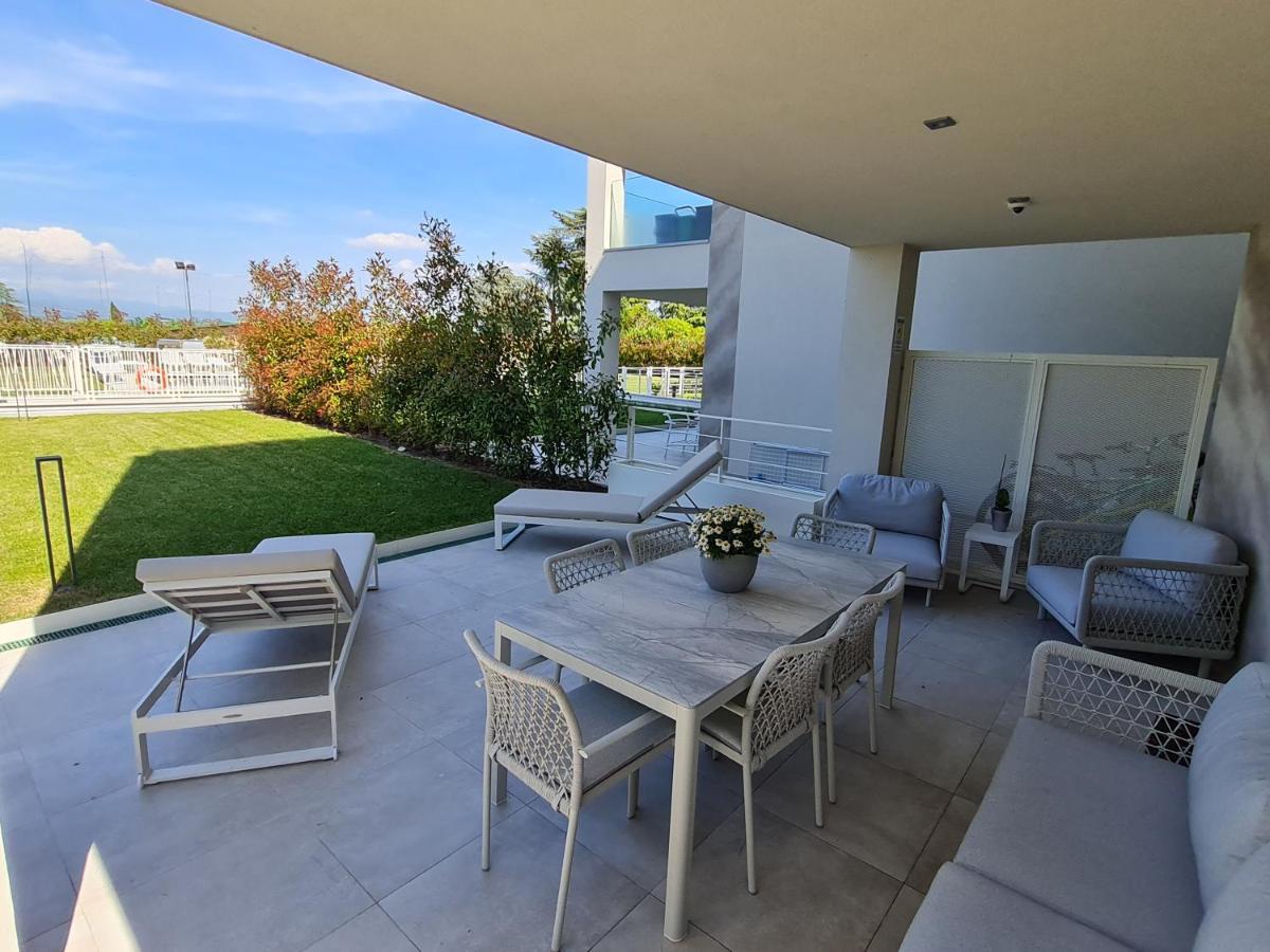 Sole Di Diana Luxury Apartments Peschiera del Garda Zewnętrze zdjęcie